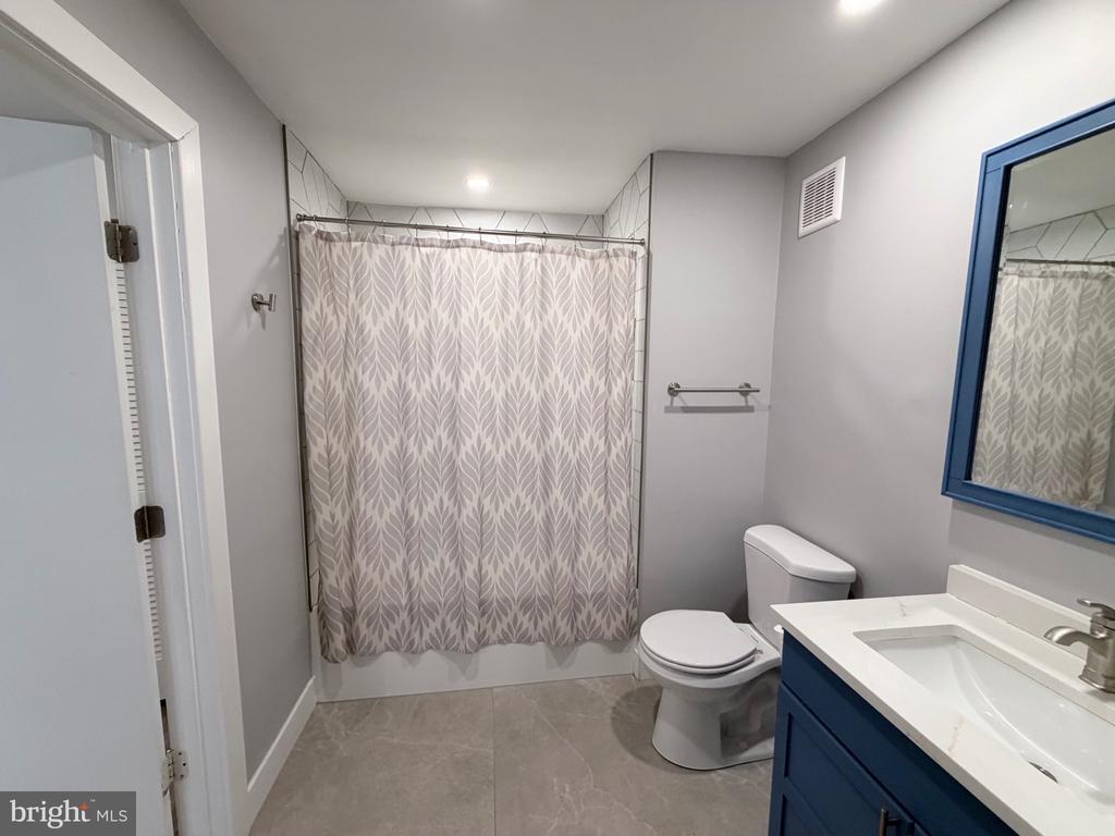 15777 EASTHAVEN COURT Unit: 302