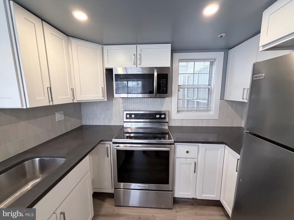 15777 EASTHAVEN COURT Unit: 302