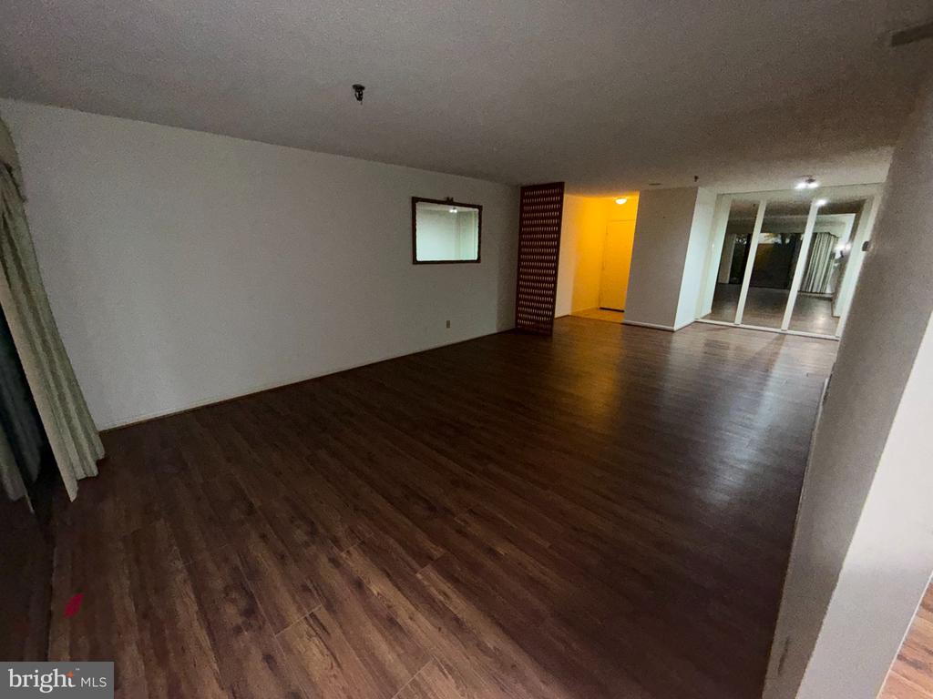 9200 EDWARDS WAY Unit: 106