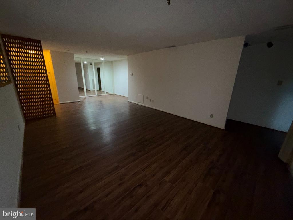 9200 EDWARDS WAY Unit: 106