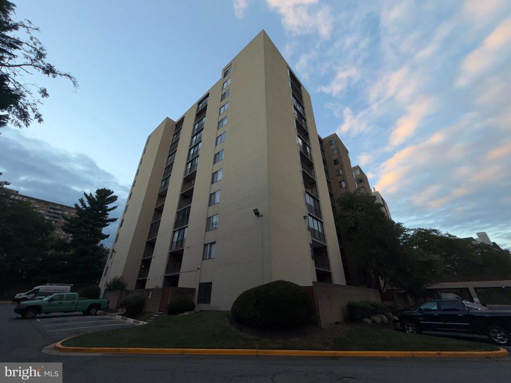 9200 EDWARDS WAY Unit: 106
