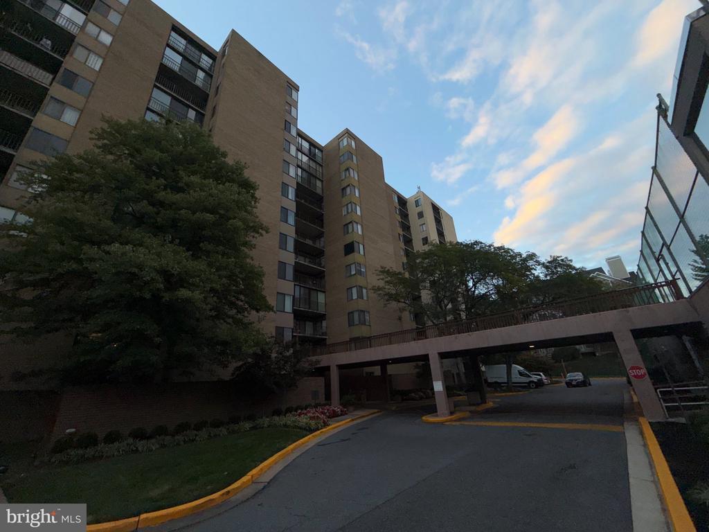 9200 EDWARDS WAY Unit: 106