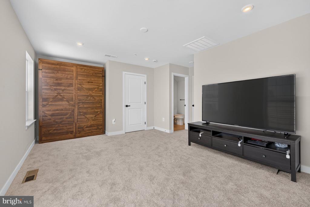 16108 MEADOW GLENN DRIVE