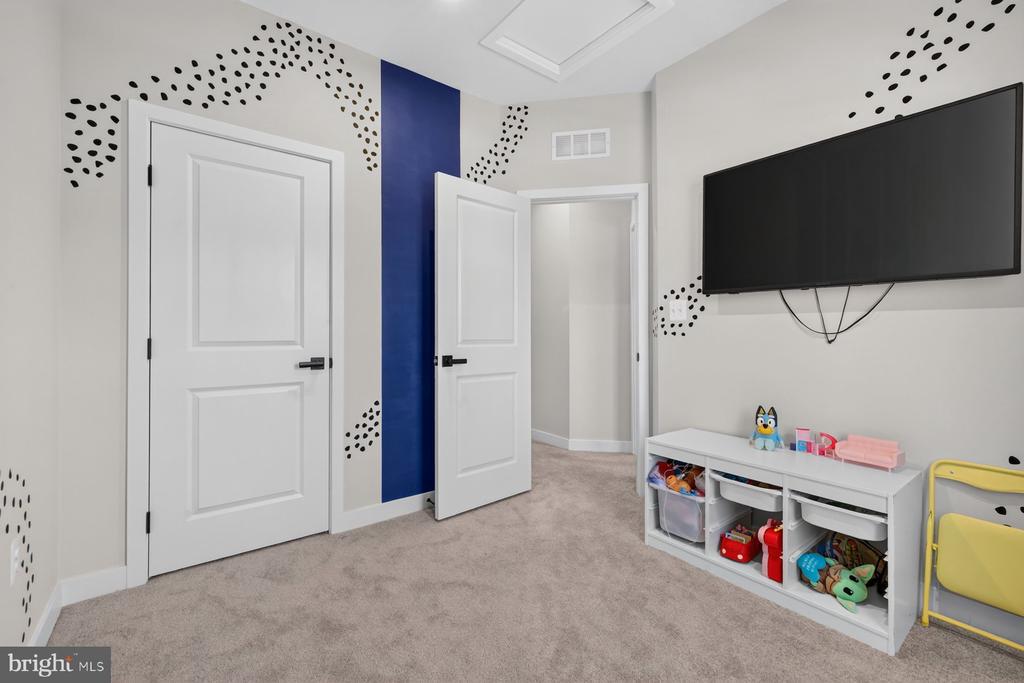 16108 MEADOW GLENN DRIVE