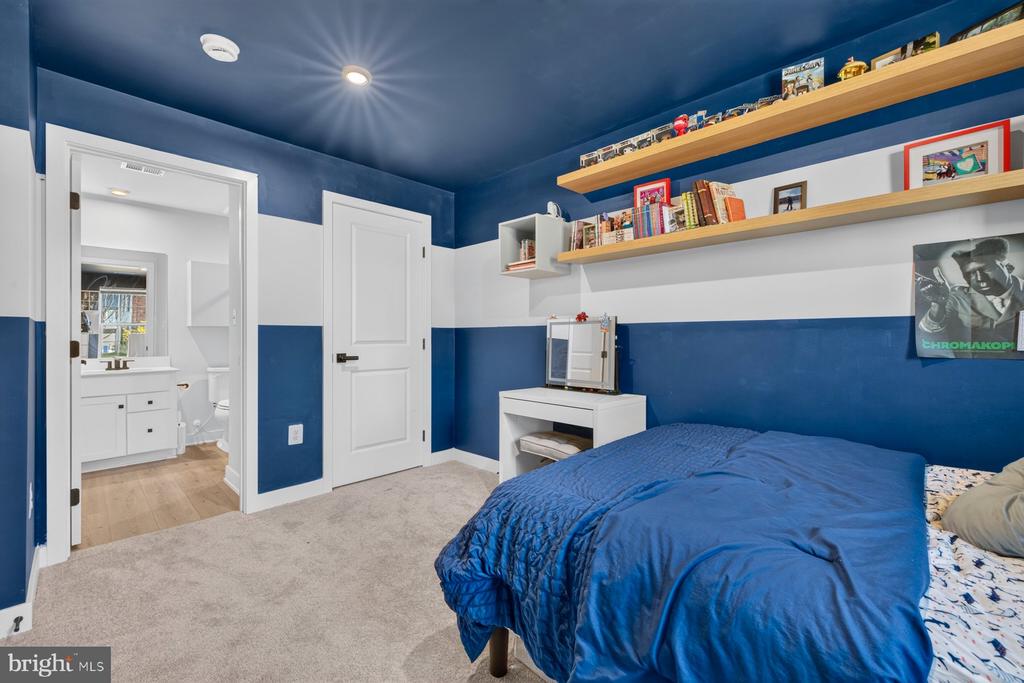 16108 MEADOW GLENN DRIVE