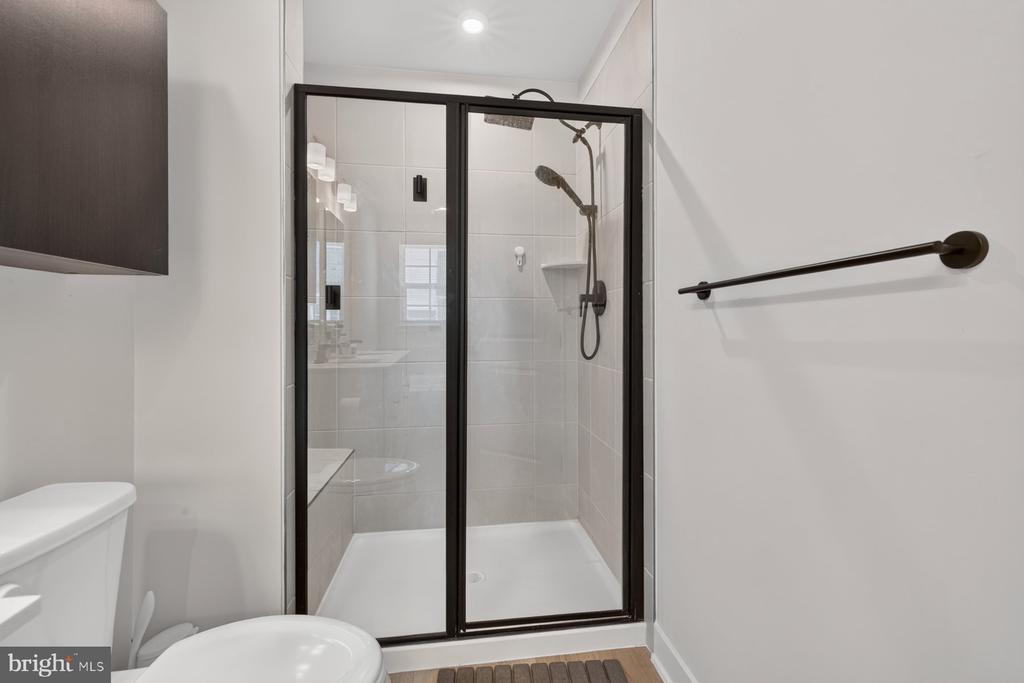 16108 MEADOW GLENN DRIVE