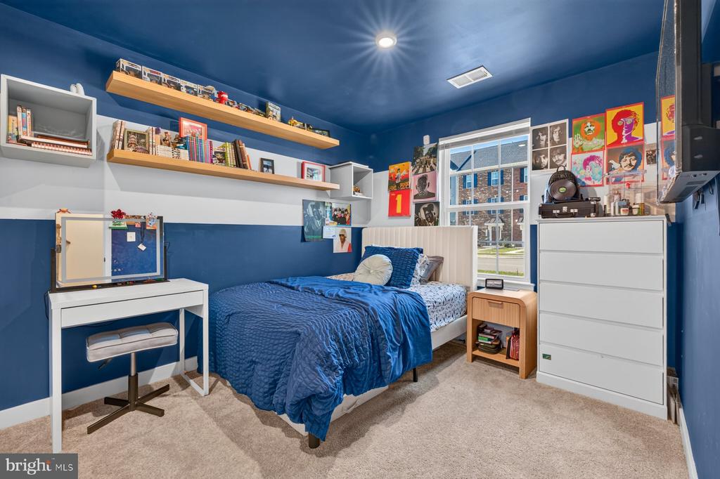 16108 MEADOW GLENN DRIVE