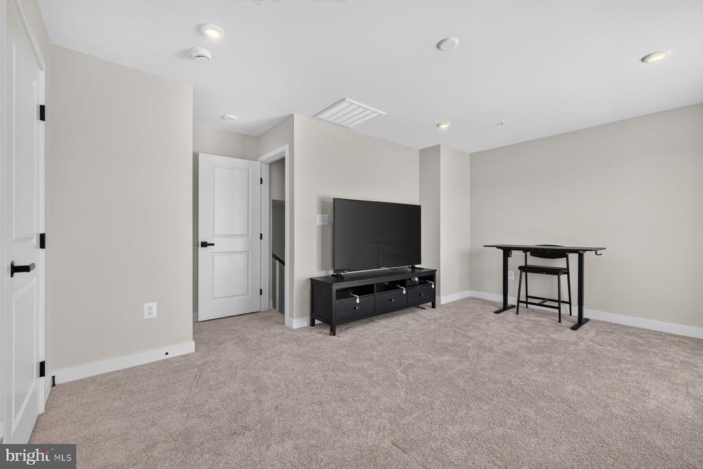 16108 MEADOW GLENN DRIVE