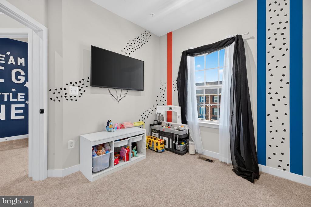16108 MEADOW GLENN DRIVE