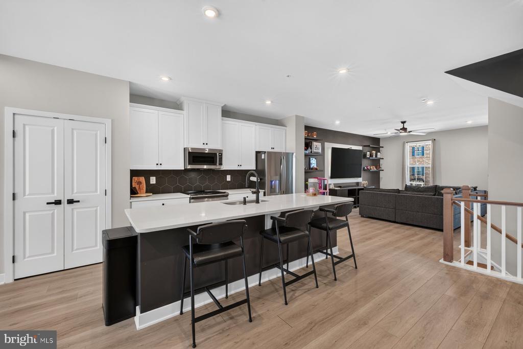 16108 MEADOW GLENN DRIVE
