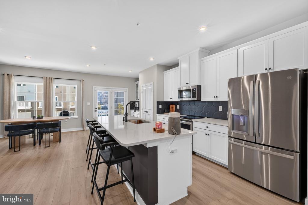 16108 MEADOW GLENN DRIVE