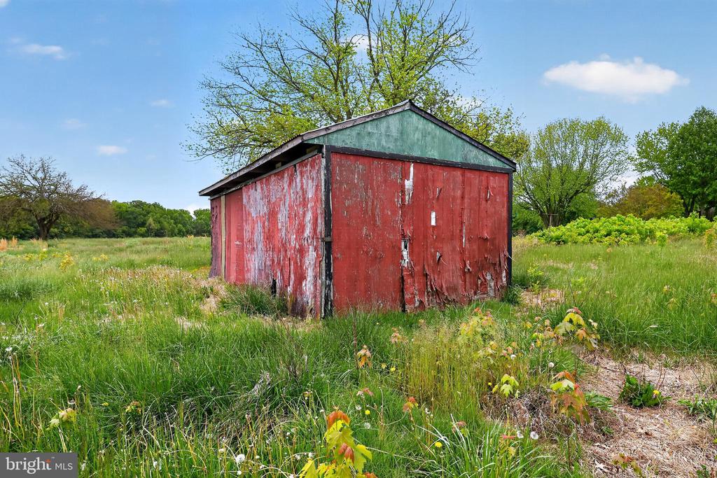 1826 SUDLERSVILLE ROAD
