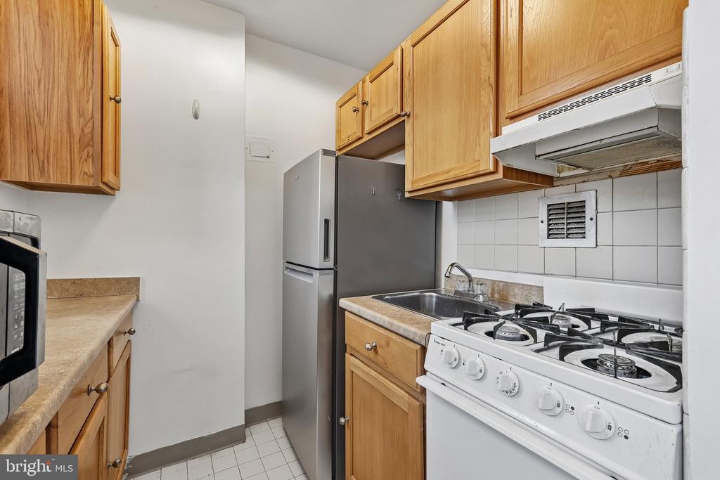 1021 ARLINGTON BOULEVARD Unit: 1138