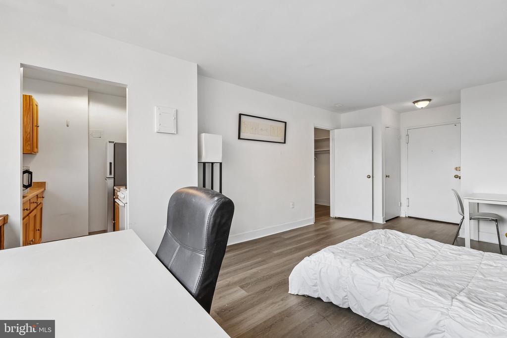 1021 ARLINGTON BOULEVARD Unit: 1138