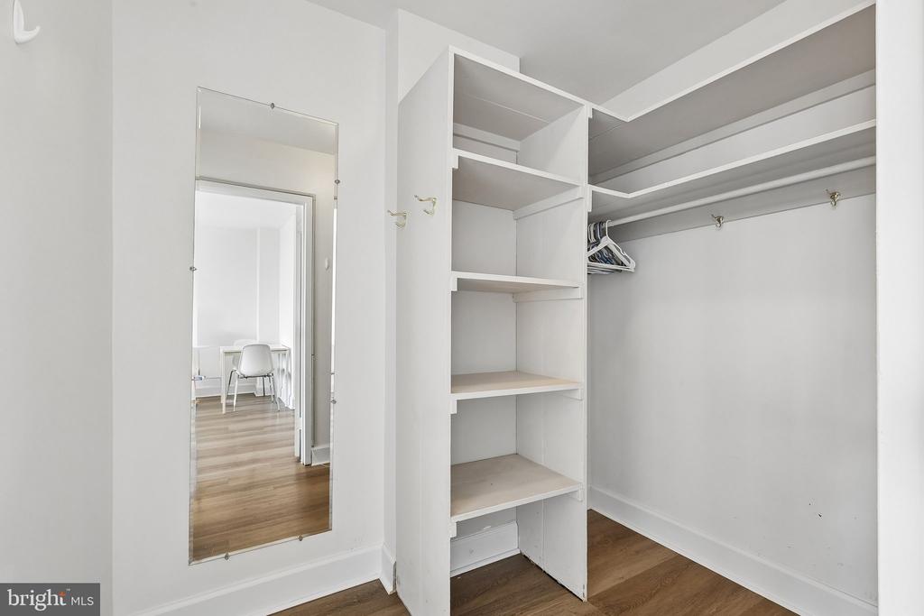1021 ARLINGTON BOULEVARD Unit: 1138