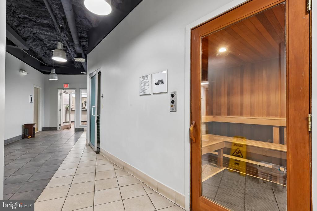 1021 ARLINGTON BOULEVARD Unit: 1138