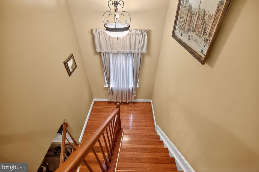 5837 RHODE ISLAND DRIVE