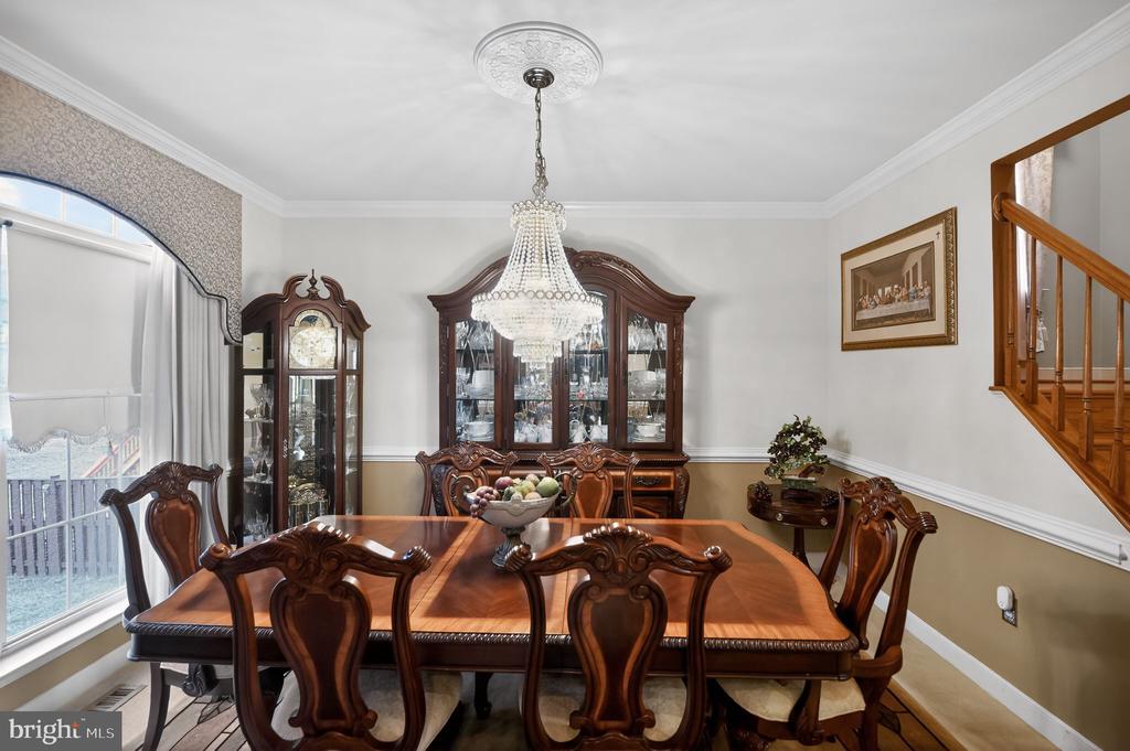 5837 RHODE ISLAND DRIVE