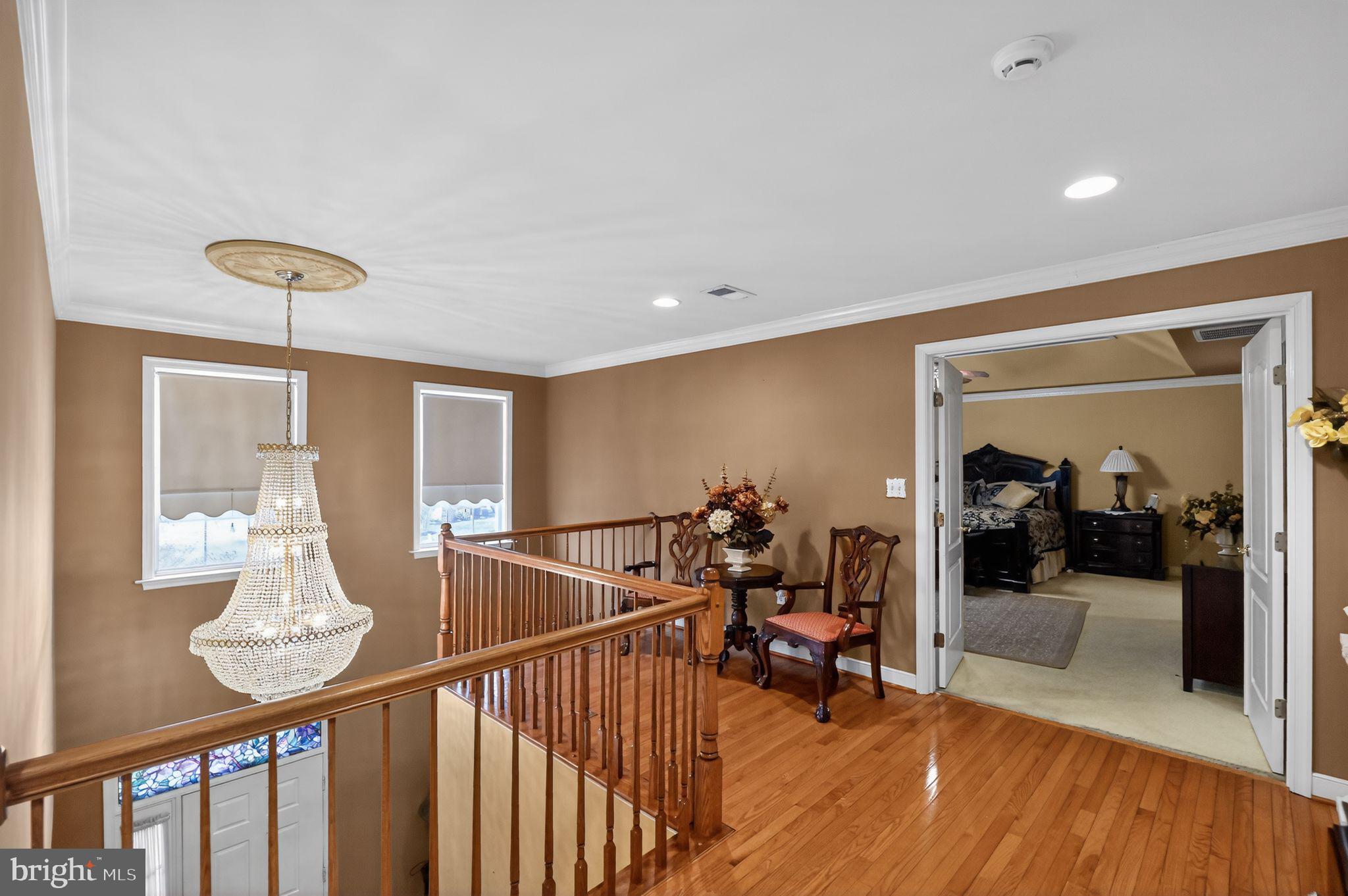 5837 RHODE ISLAND DRIVE