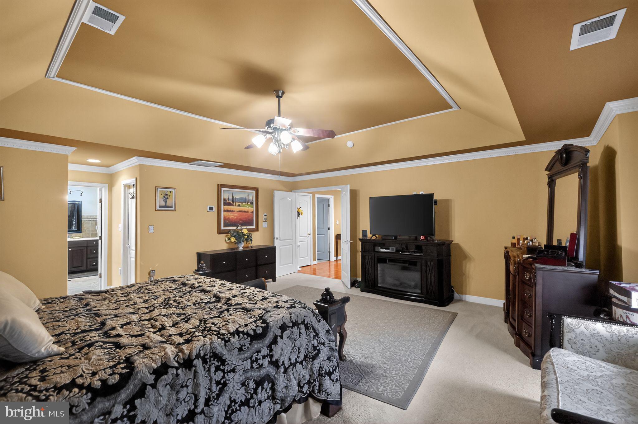 5837 RHODE ISLAND DRIVE