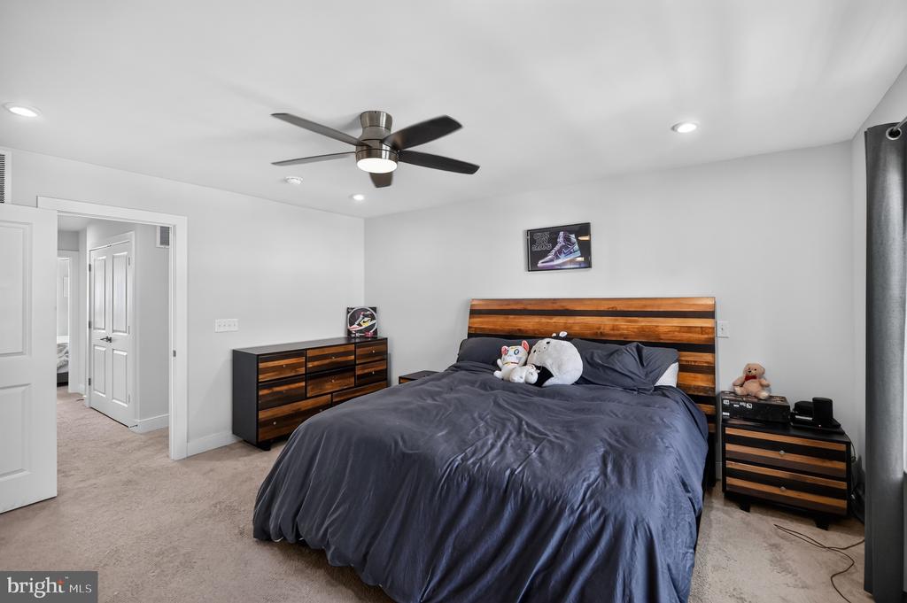 17768 KINGFISHER ISLE ROAD