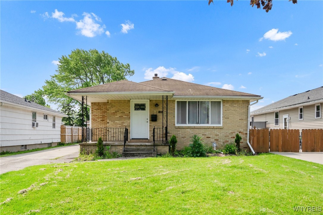 217 Oakvale Boulevard