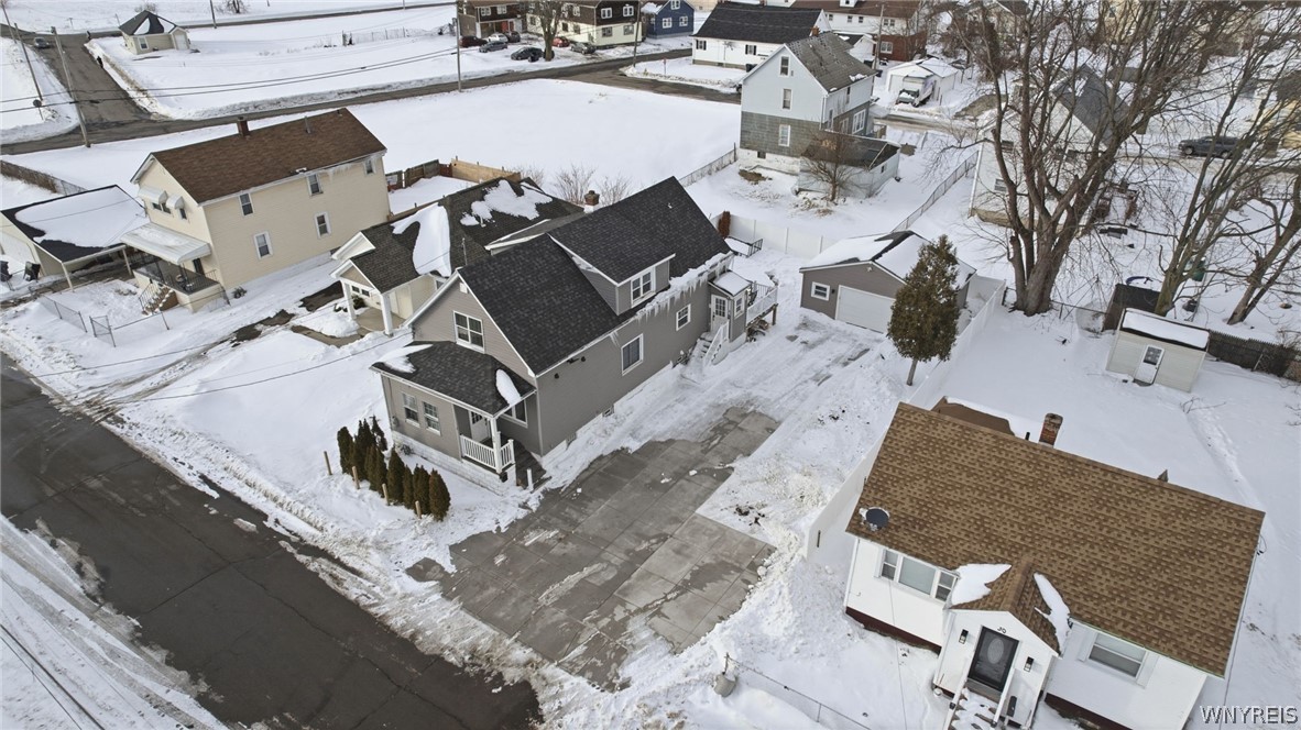 24 Pearl Avenue