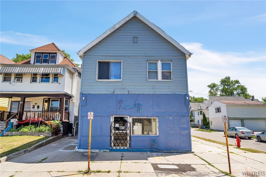 955 Tonawanda Street