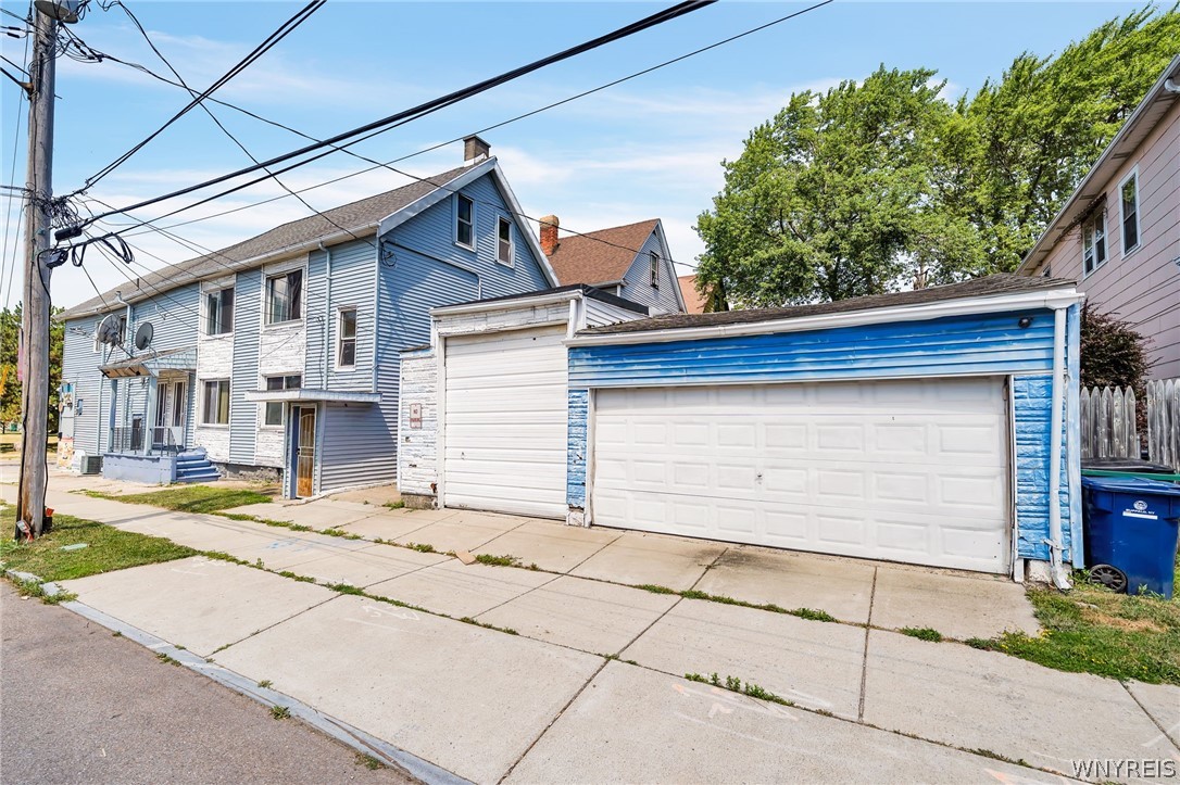 955 Tonawanda Street