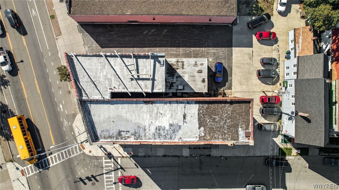 1058 Broadway Street