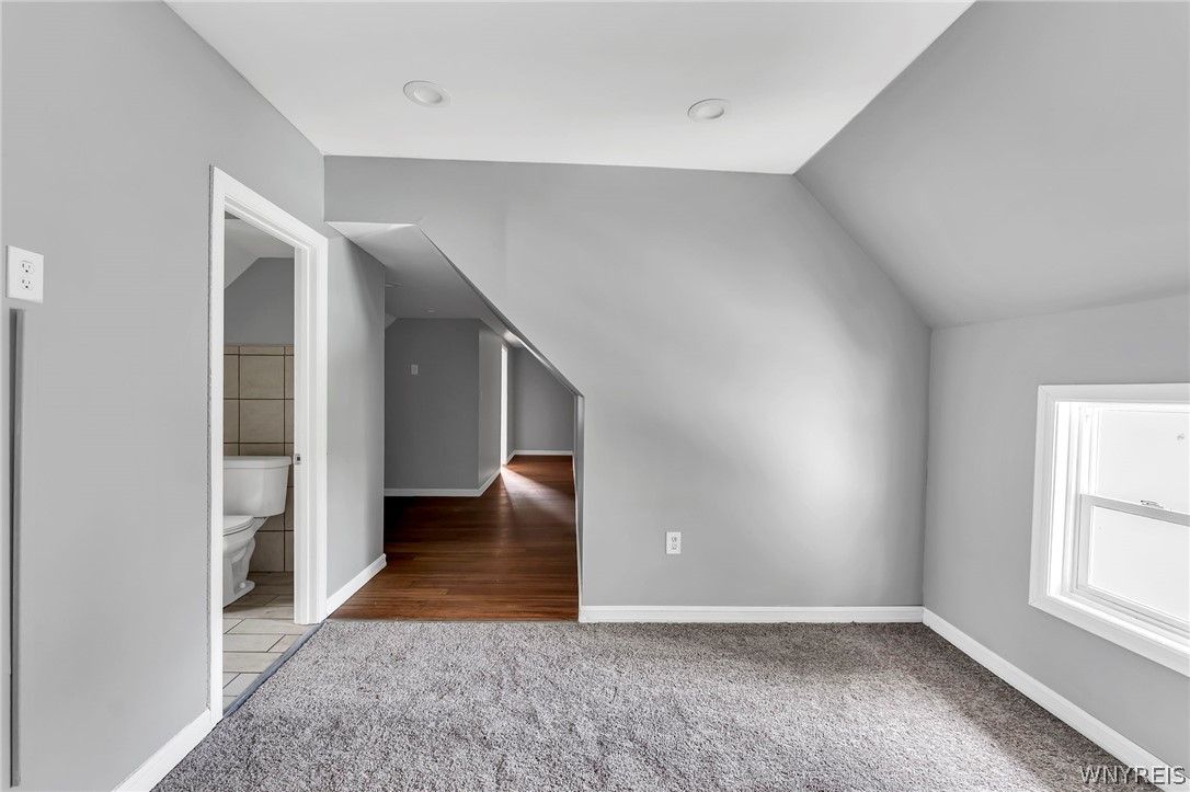 33 Lafayette Avenue