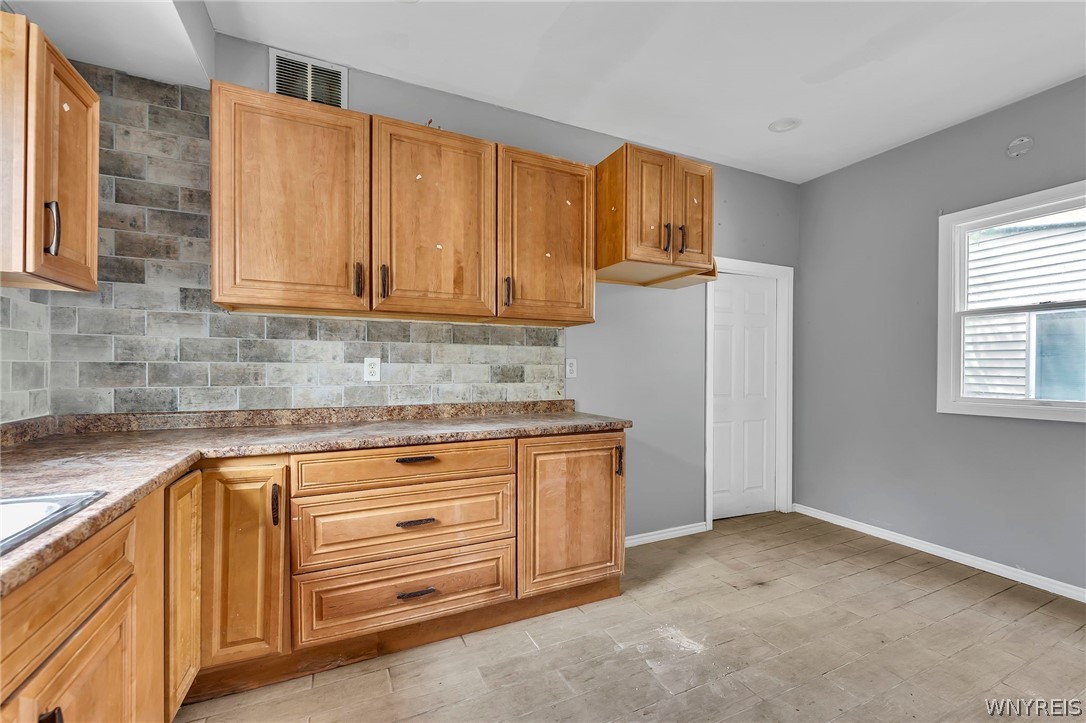 33 Lafayette Avenue