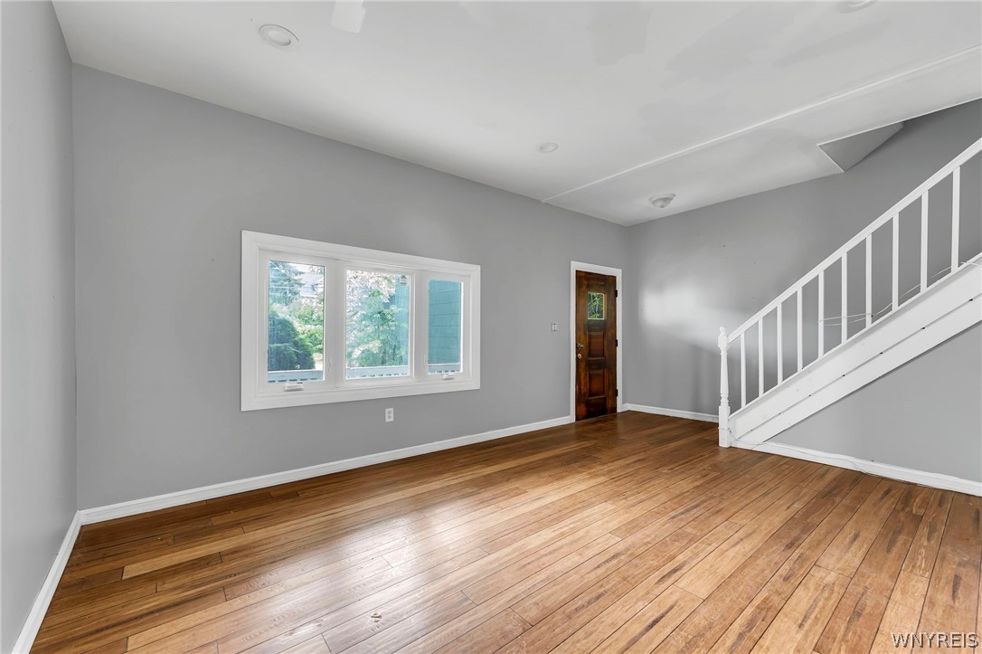 33 Lafayette Avenue