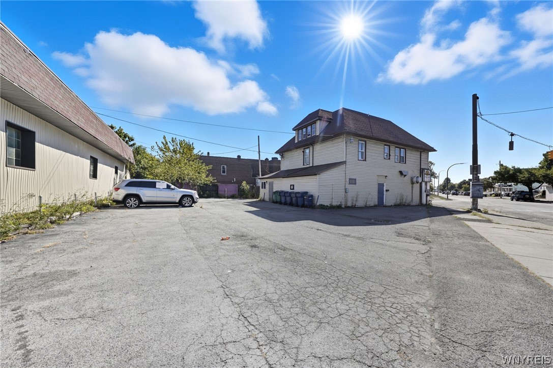 1133 Tonawanda Street