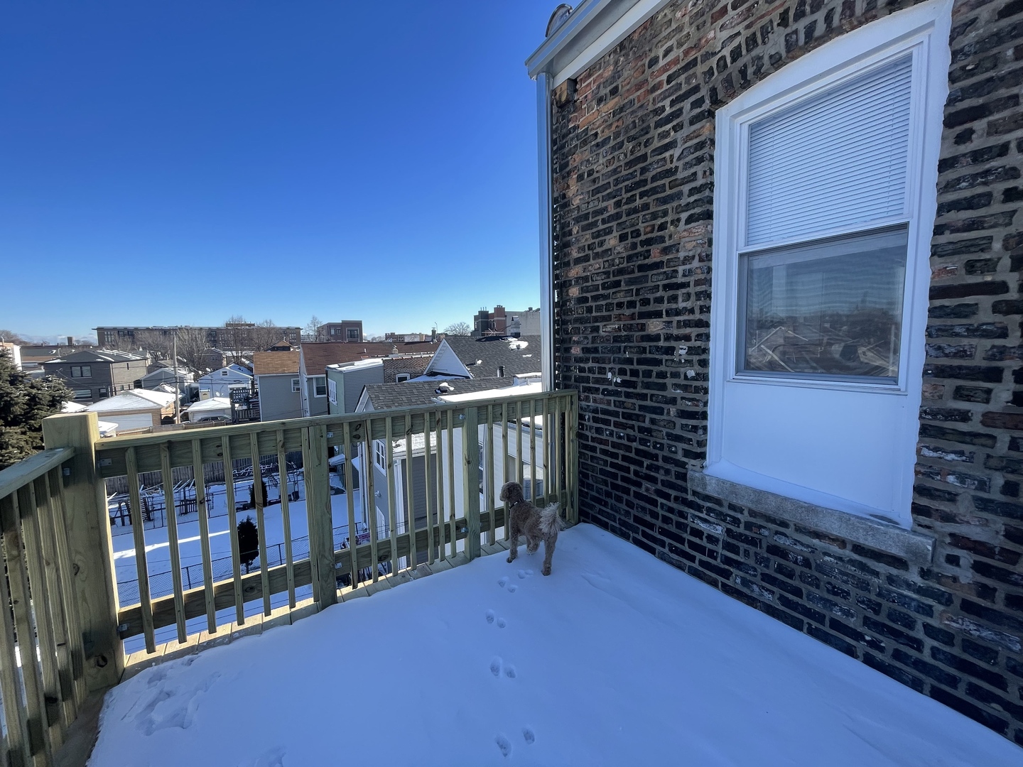 930 W 35th Street Unit: 3R