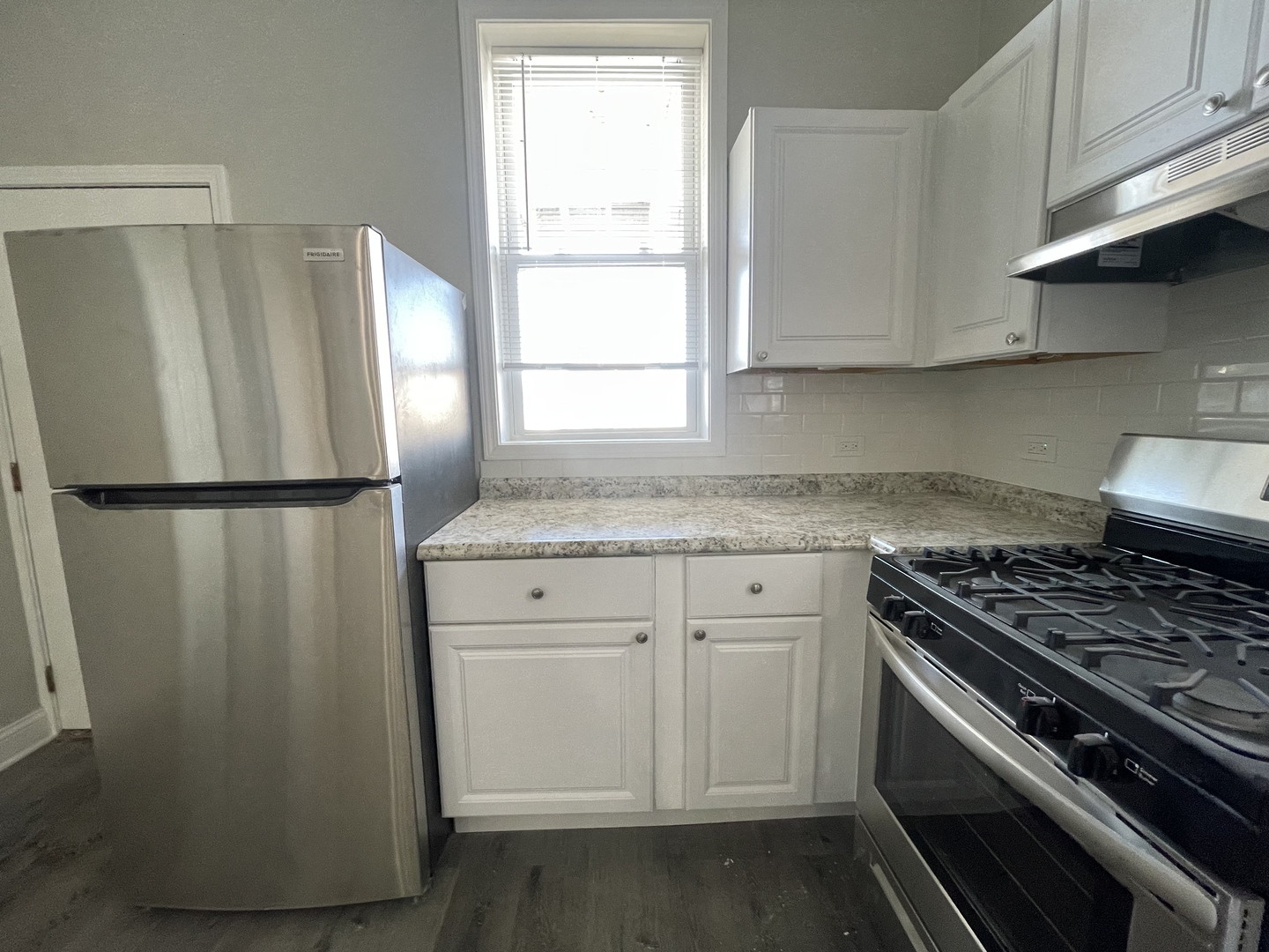 930 W 35th Street Unit: 2R