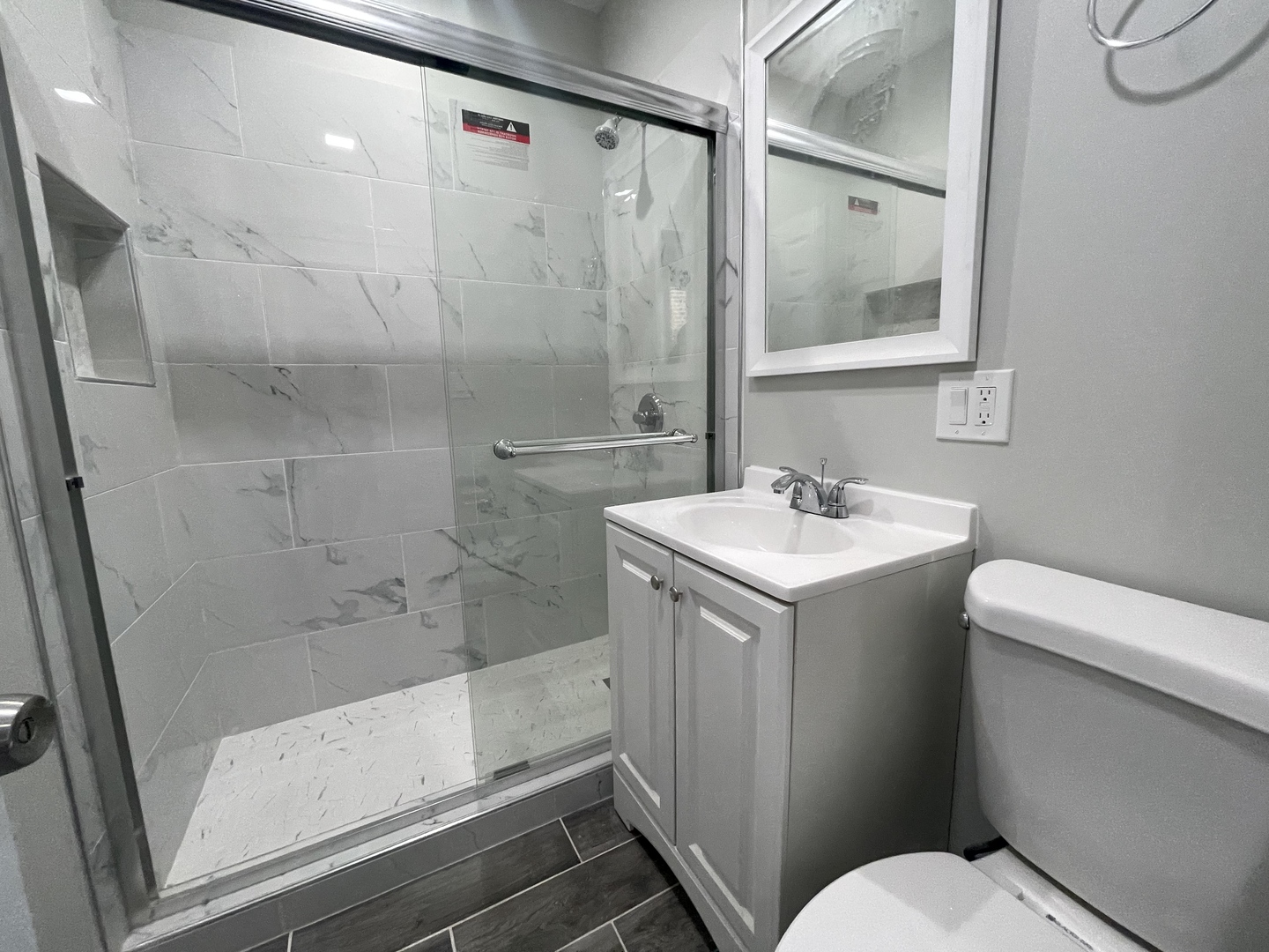 930 W 35th Street Unit: 2R