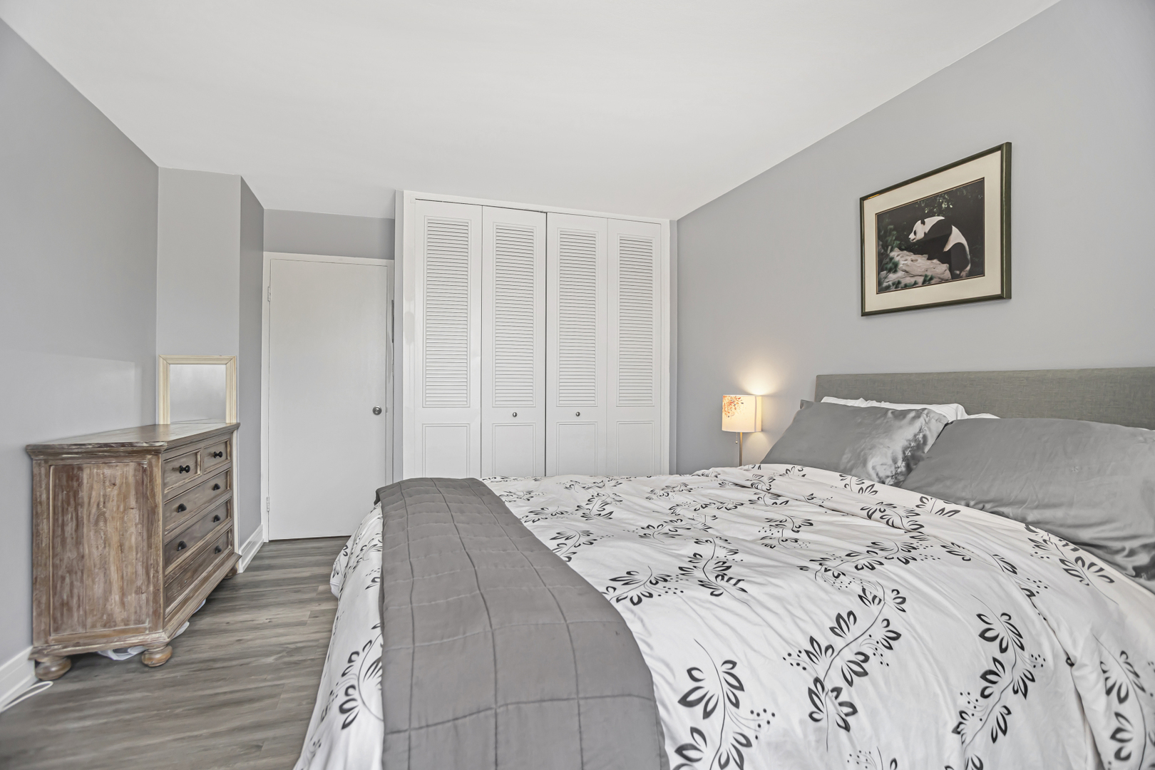 3430 N Lake Shore Drive Unit: 3N