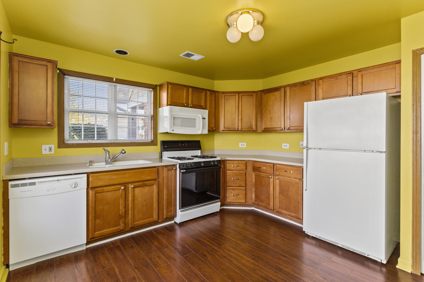216 Chesterfield Court Unit: C