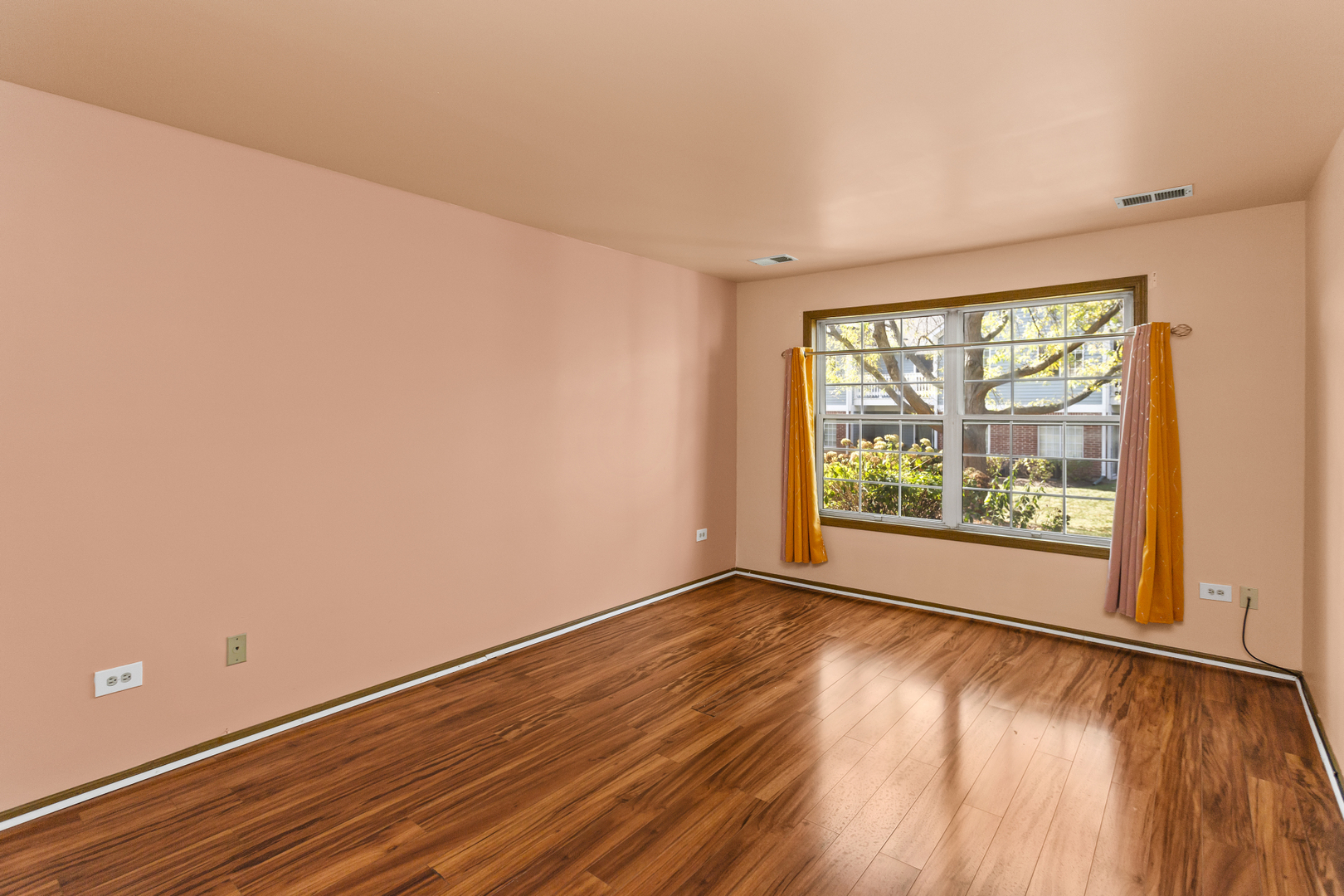 216 Chesterfield Court Unit: C