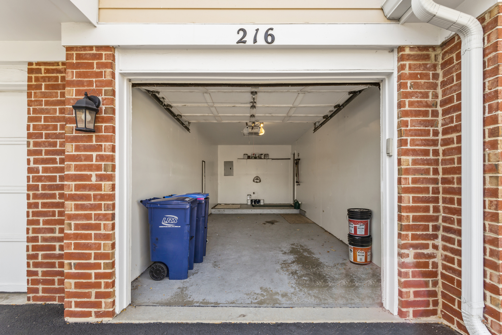 216 Chesterfield Court Unit: C