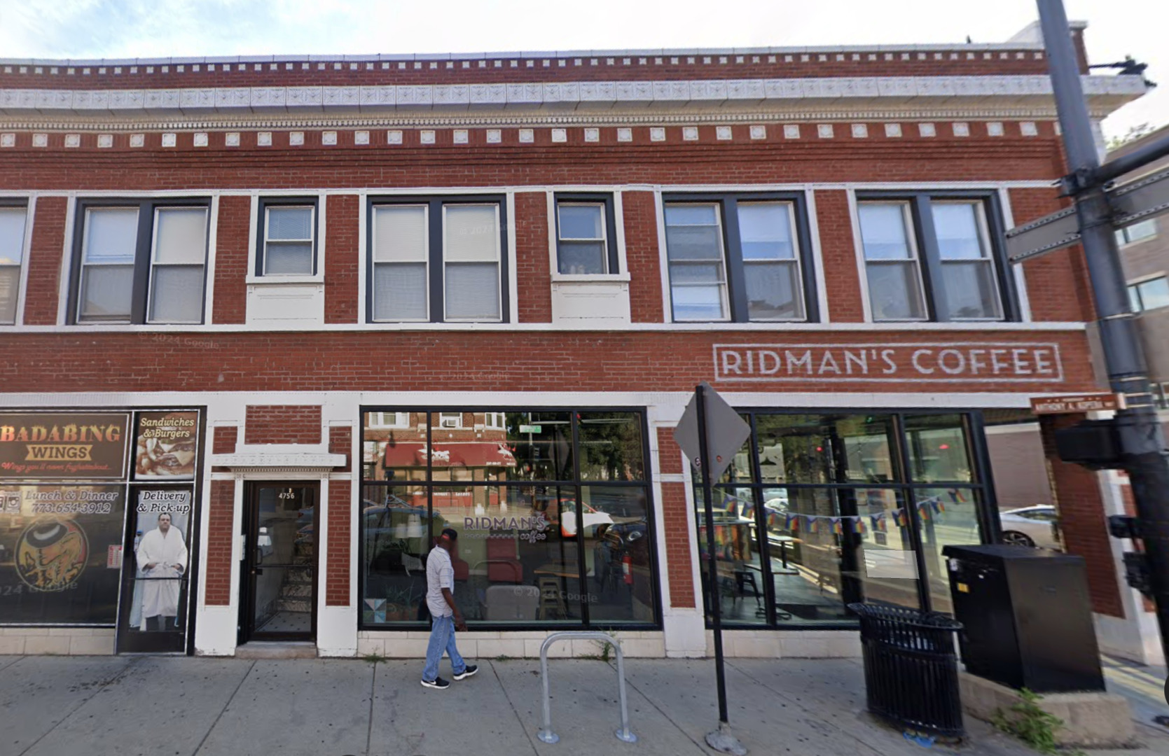 4756 N Clark Street Unit: 3