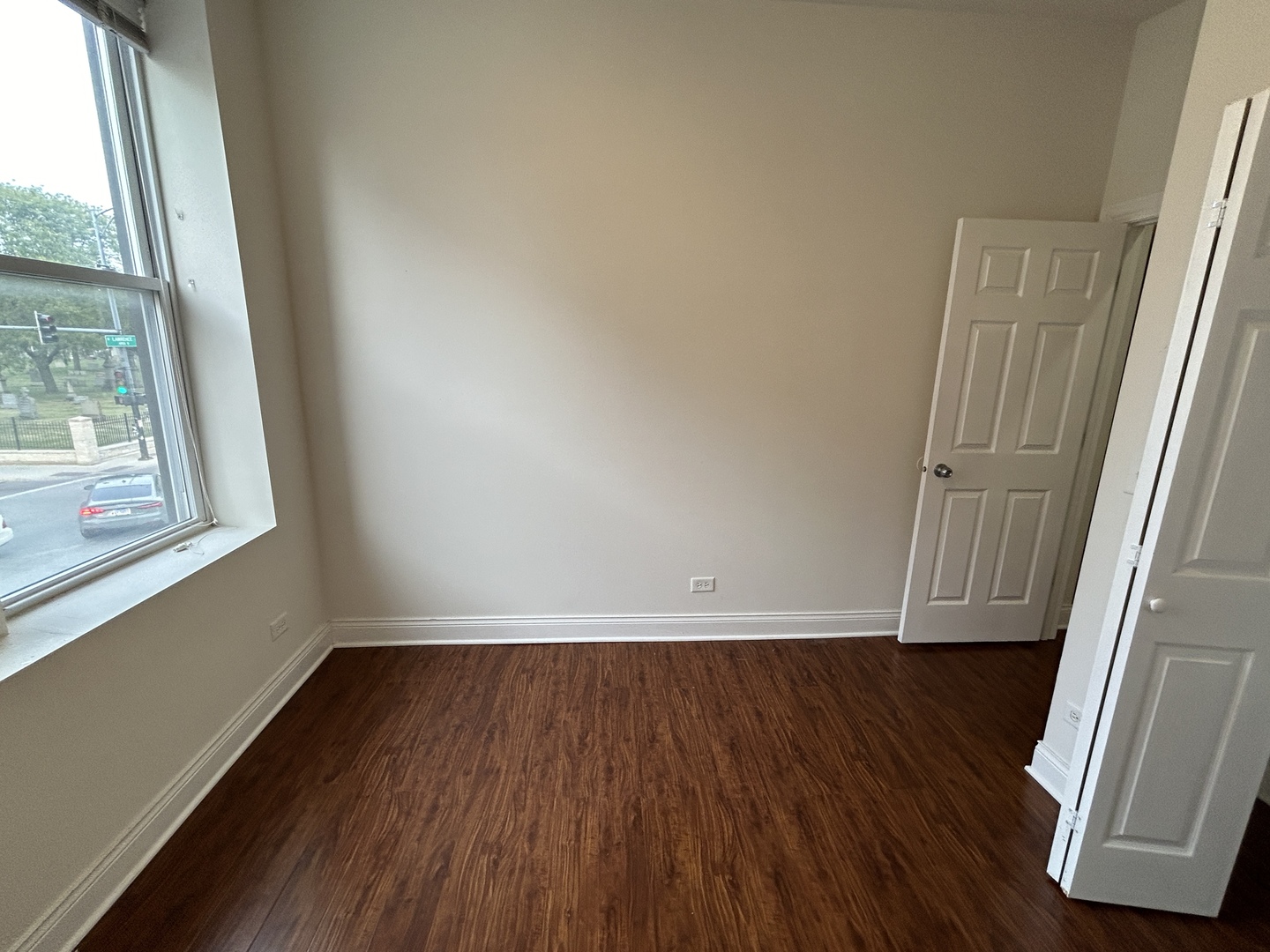 4756 N Clark Street Unit: 3