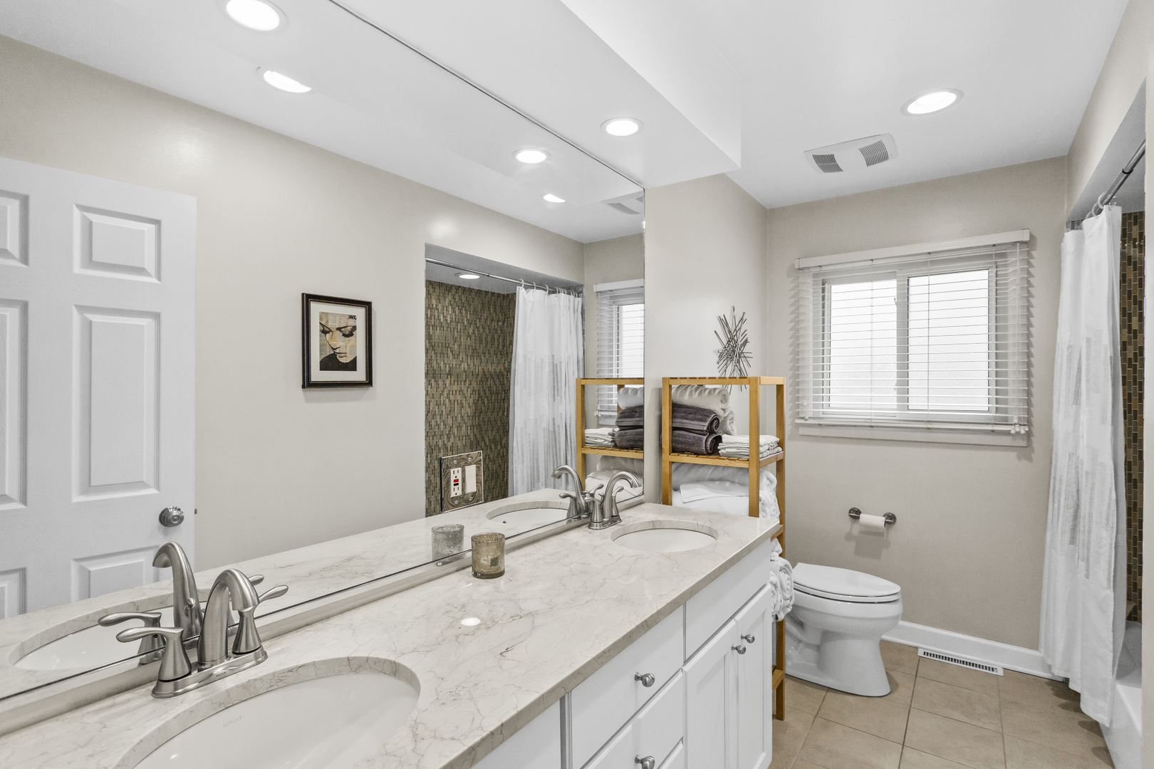 1050 Devonshire Court