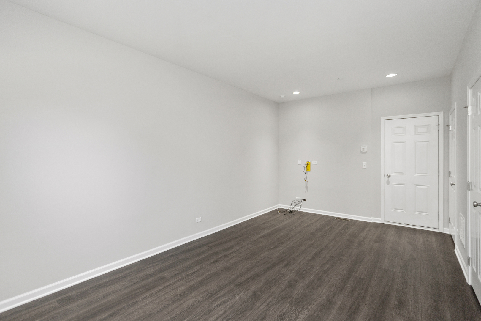 8652 Narragansett Avenue