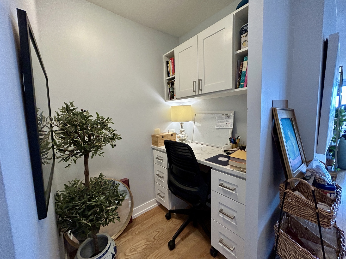 1660 N La Salle Drive Unit: 1009