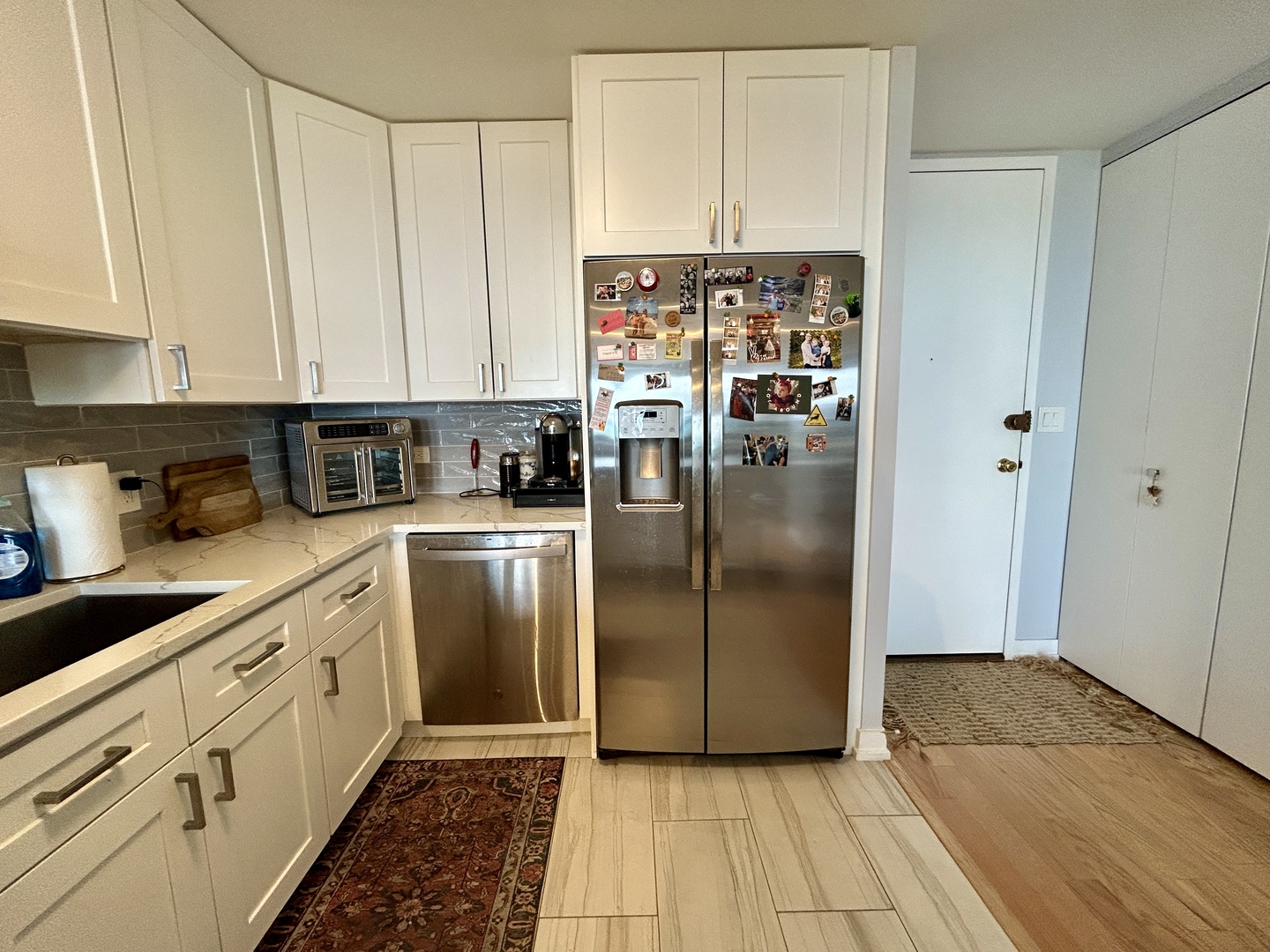 1660 N La Salle Drive Unit: 1009