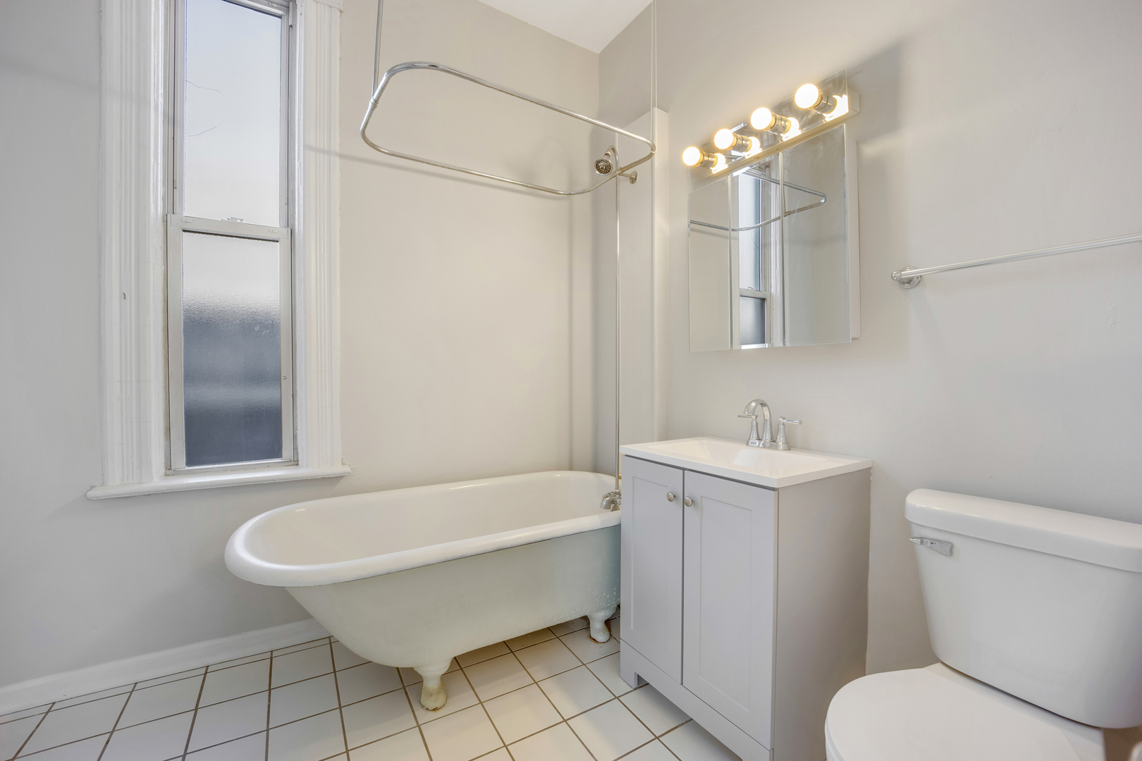 2735 N Magnolia Avenue Unit: CH2