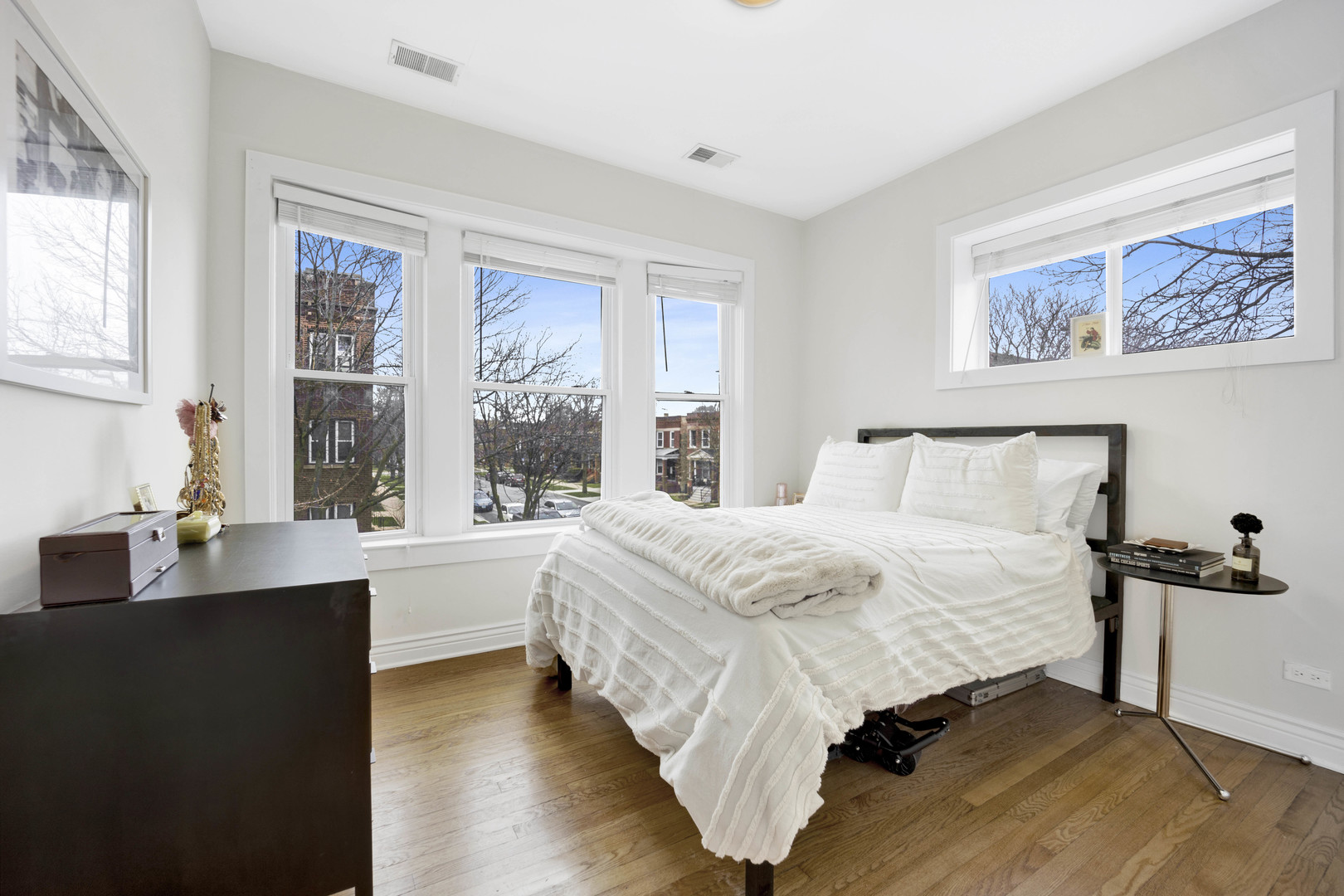 3602 N Oakley Avenue Unit: 1