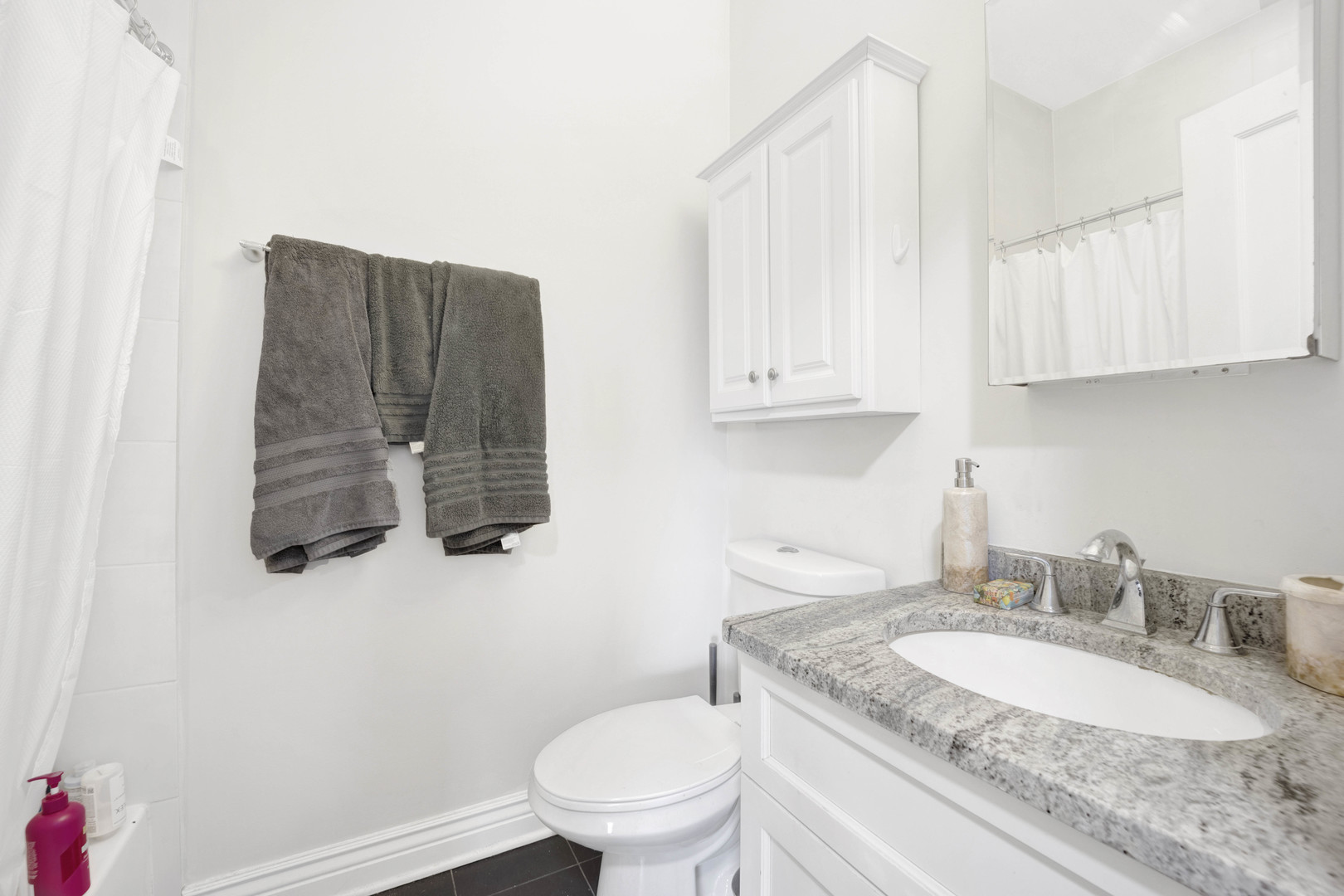 3602 N Oakley Avenue Unit: 1